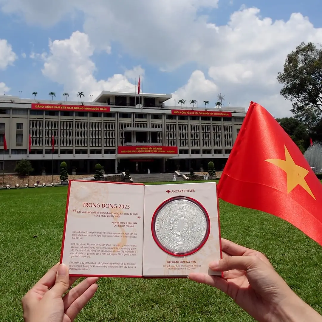 bạc miếng Ngày Độc Lập