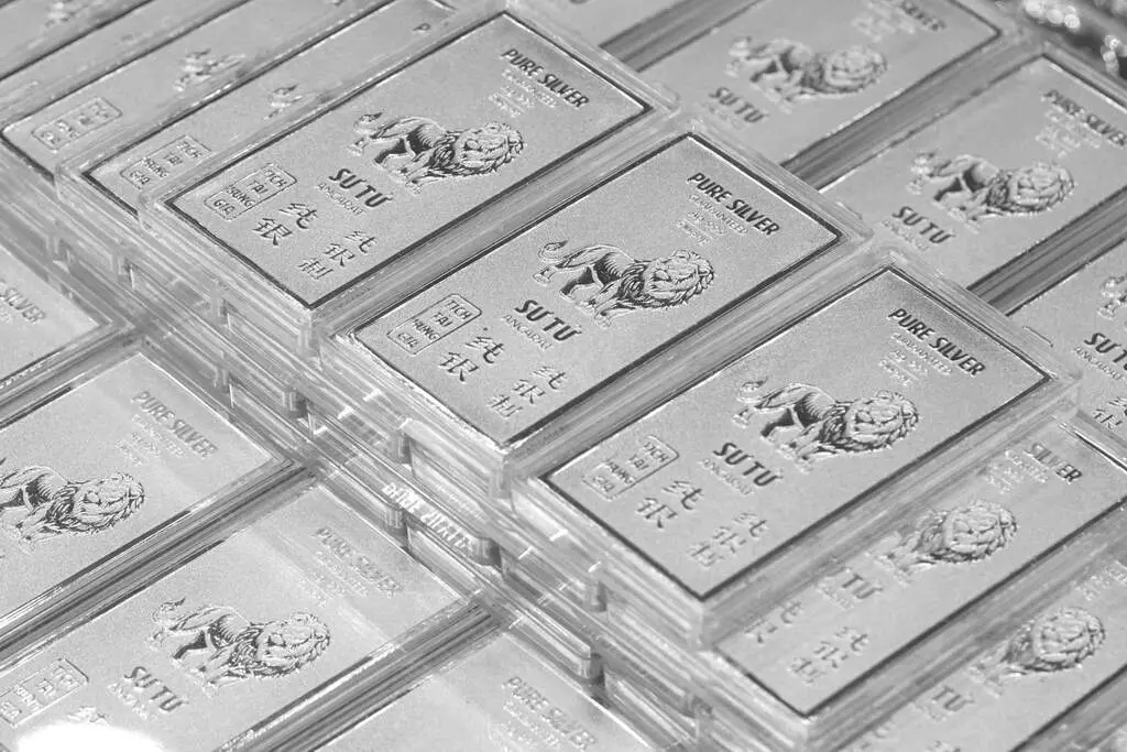 Cập nhật Giá bạc hôm nay 24h (21/11)