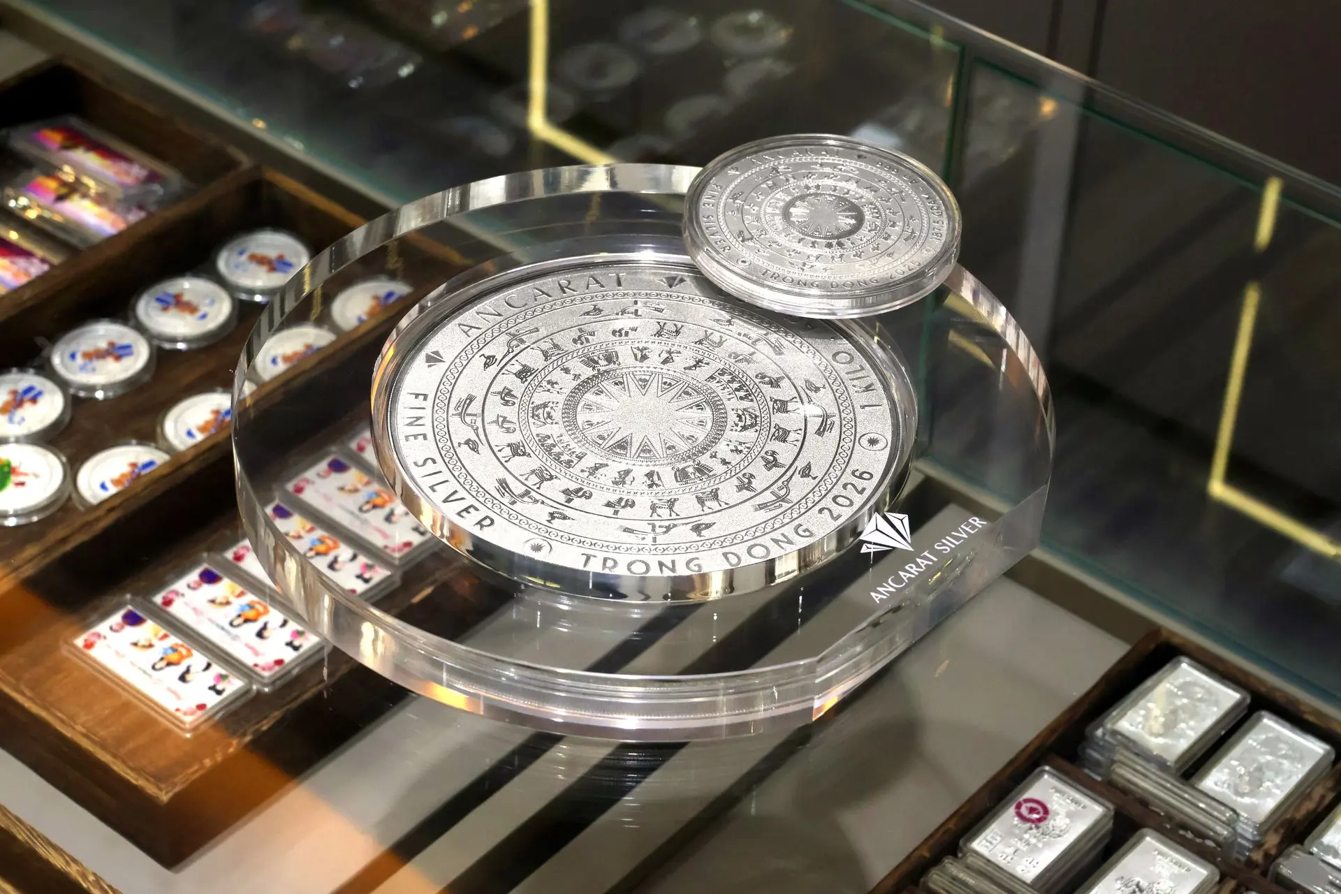 Giá bạc Ancarat điều chỉnh giảm nhẹ, mở ra cơ hội mua vào giá tốt. Giá bạc Ancarat điều chỉnh giảm nhẹ, mở ra cơ hội mua vào giá tốt.